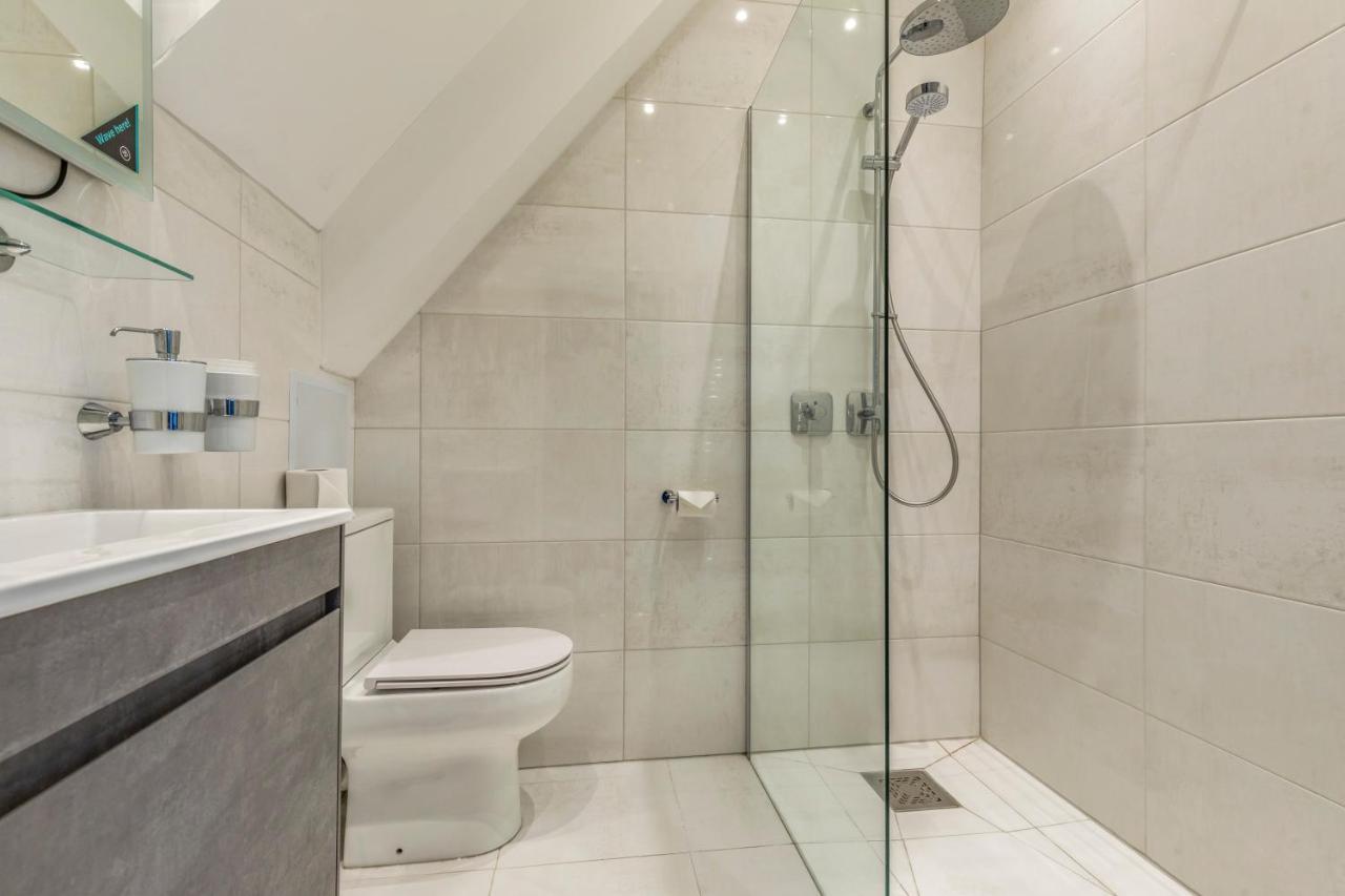 Deluxe Studios With Spa Included بورتسماوث المظهر الخارجي الصورة