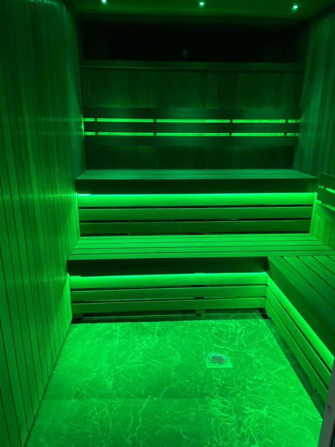 Deluxe Studios With Spa Included بورتسماوث المظهر الخارجي الصورة